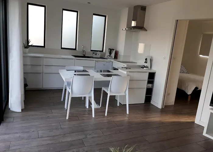 Appartement Lumineux&chaleureux à Flavin.